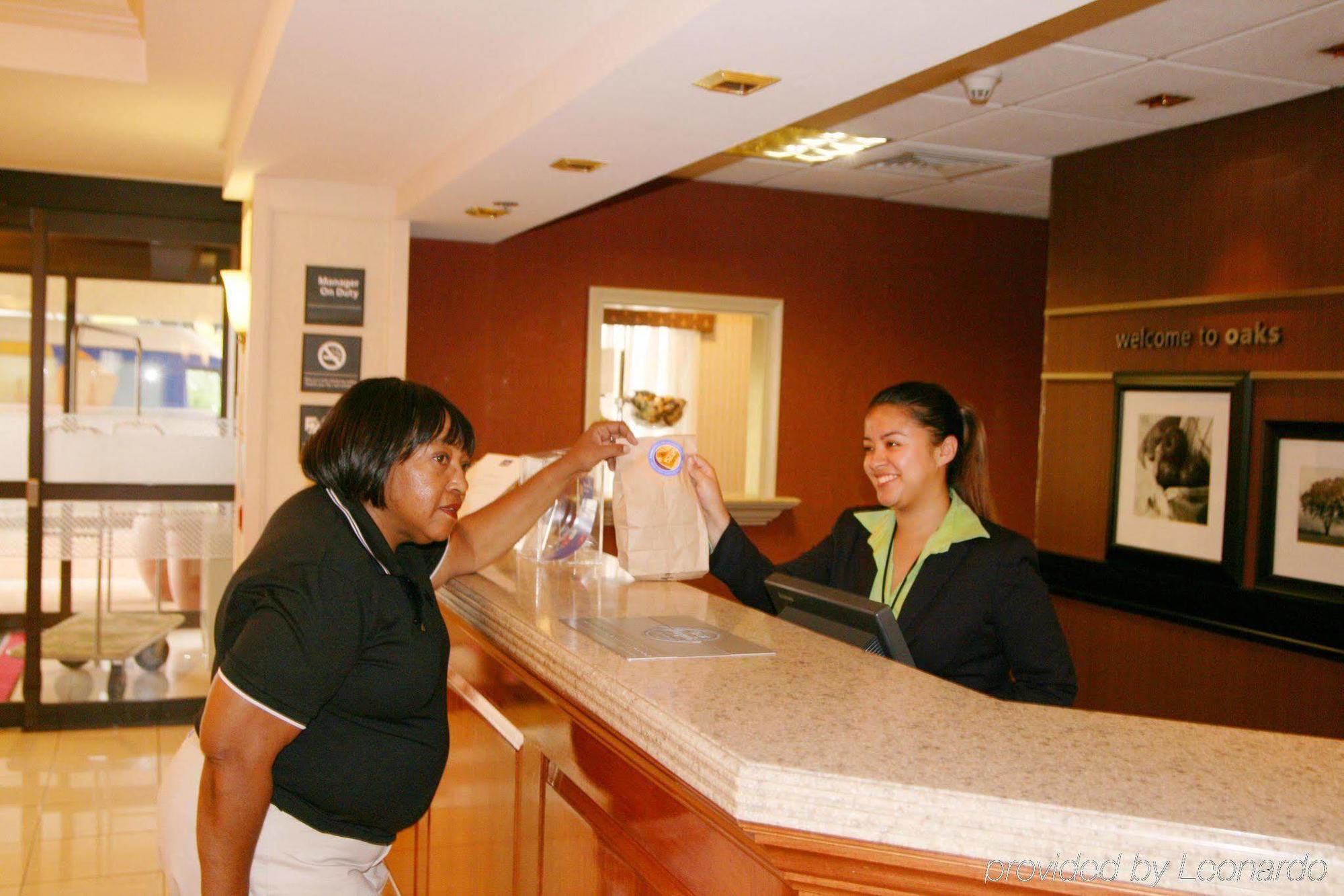 Hampton Inn & Suites Valley Forge/Oaks Phoenixville Interior photo