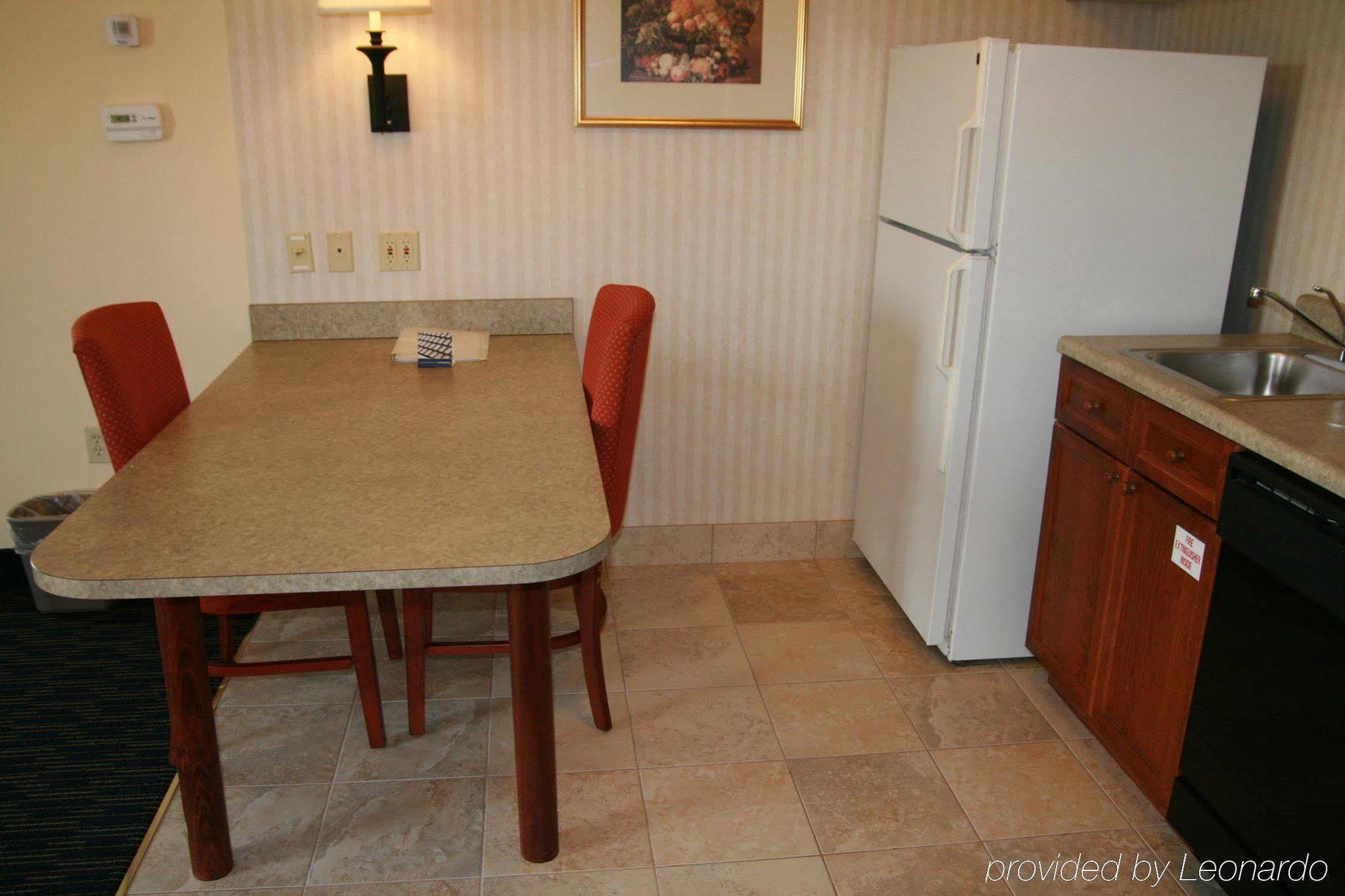 Hampton Inn & Suites Valley Forge/Oaks Phoenixville Room photo